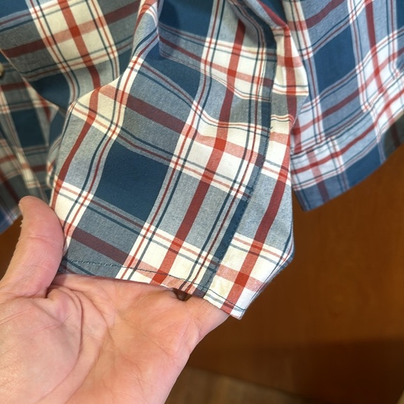 Blue Mountain button-down, collared shirt. Size XLT - Picture 4 of 6